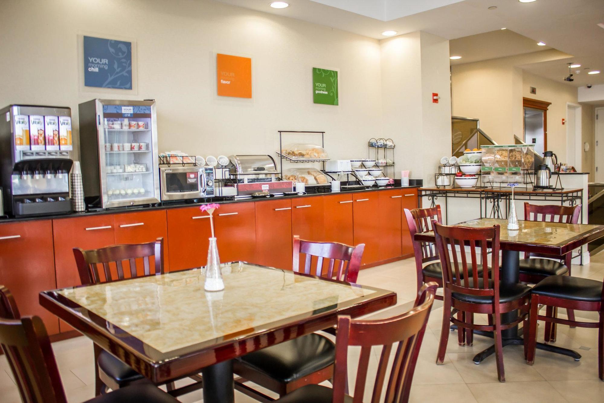 Comfort Inn & Suites Laguardia Airport Nowy Jork Zewnętrze zdjęcie