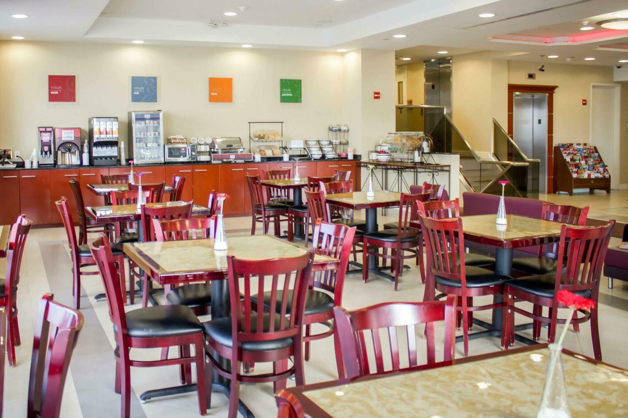 Comfort Inn & Suites Laguardia Airport Nowy Jork Zewnętrze zdjęcie